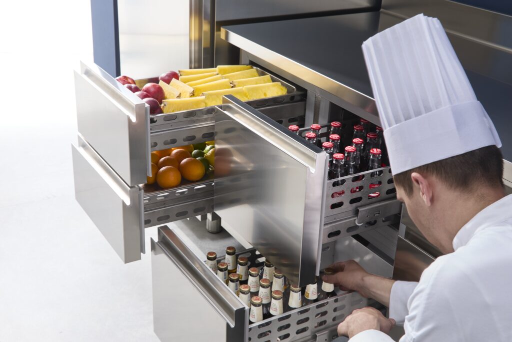 Tavoli refrigerati con lavello_1